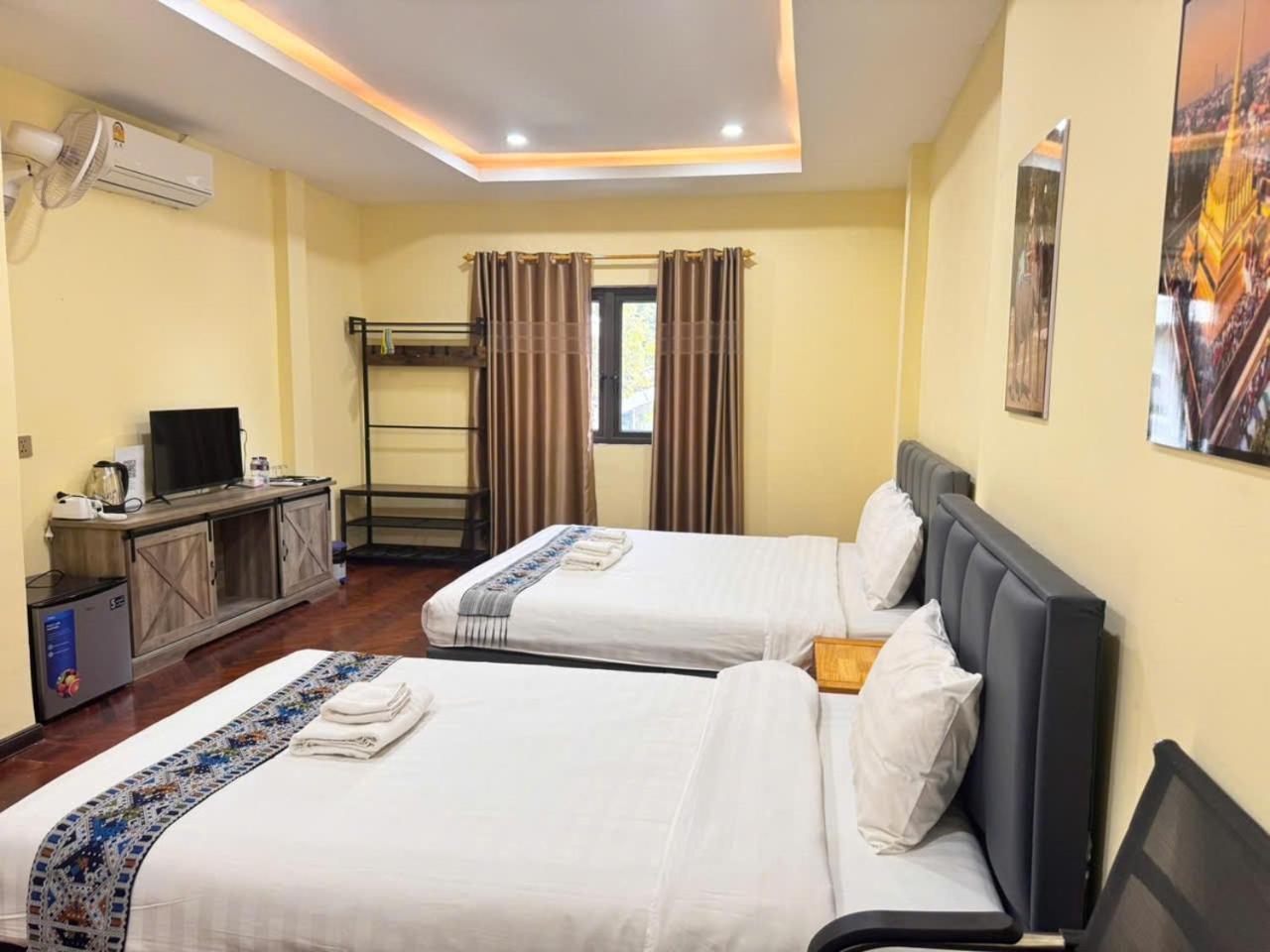 Yula Hotel Thatluang 비엔티안 외부 사진